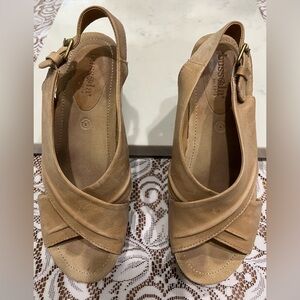 Bussola sling back wedge sandal.  Barely worn. Comfortable. Buttery leather.